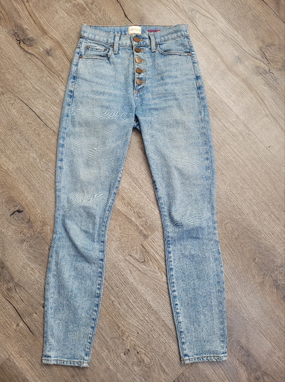 Alice + Olivia "Good" High Rise Skinny Jeans, Size 24/0, Light Wash